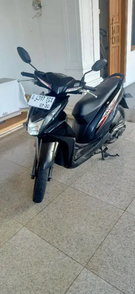 Motor Honda Beat 2015 Hitam