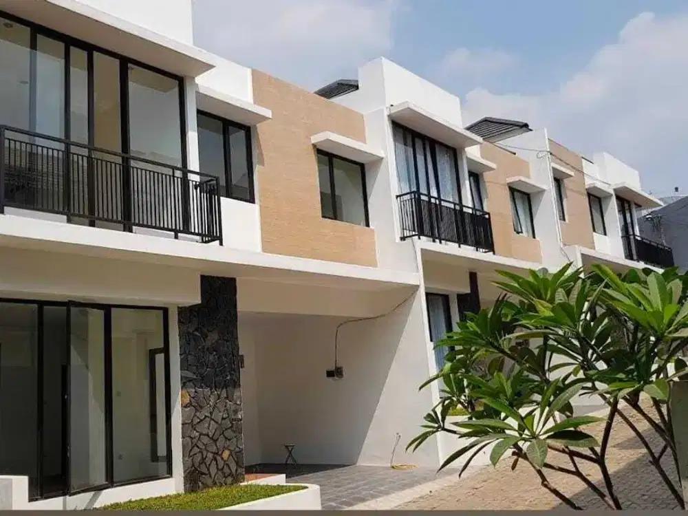 Jual Rumah di Vila Serenity jl damai Srengseng Sawah Jagakarsa