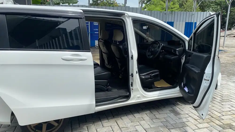 Honda Freed 2012 Bensin