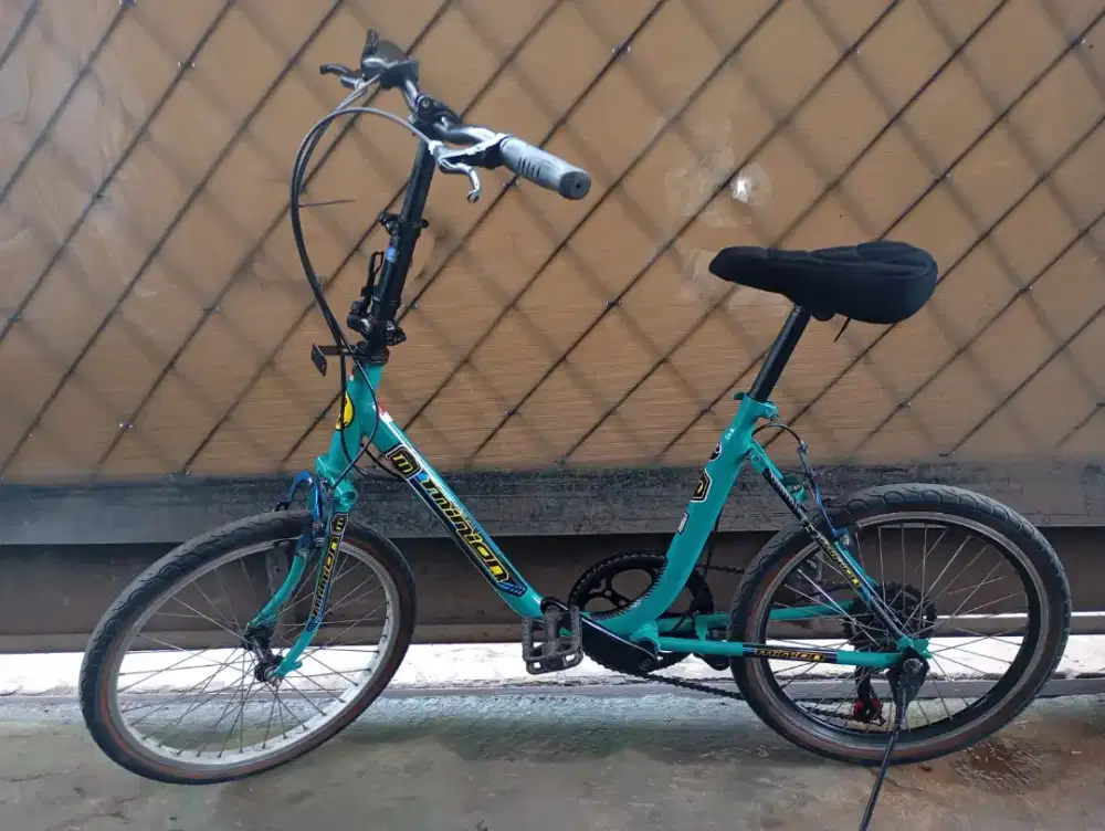 SEPEDA MINION REPAINT UKURAN 20