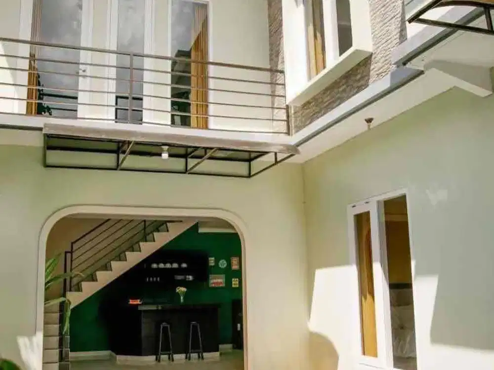 Di sewakan villa di kuta 5 Bedroom 7 menit pantai kuta