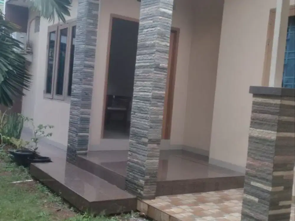 Disewakan Rumah Semi Furnish di Kemang Pratama Bekasi