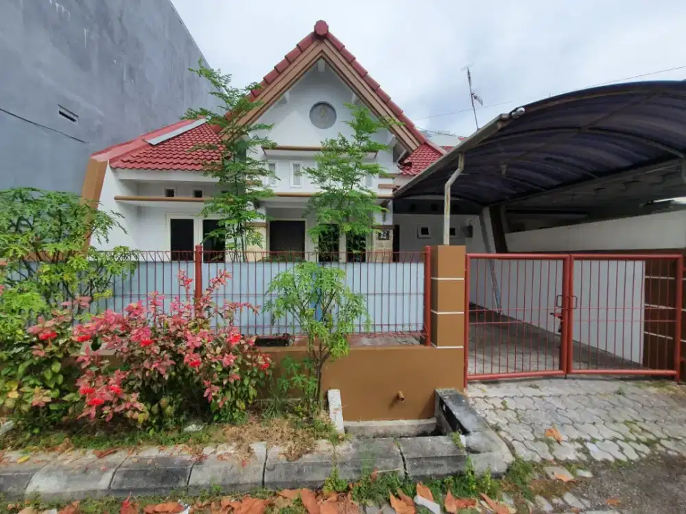 Disewakan rumah dekat jalan raya mulyosari