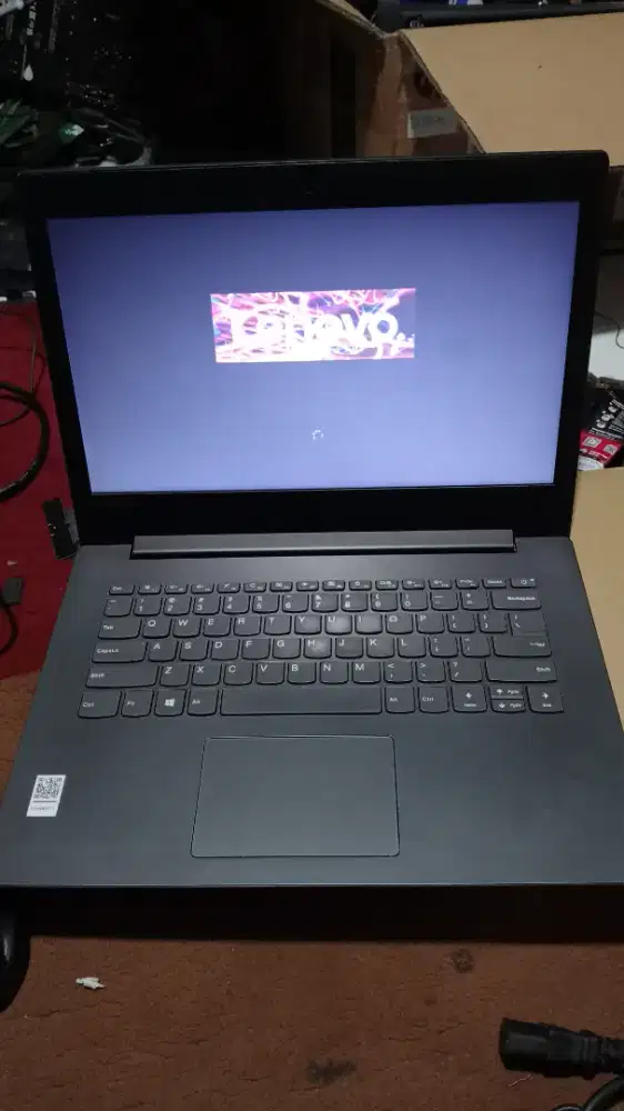 Lenovo 330 14 ikb