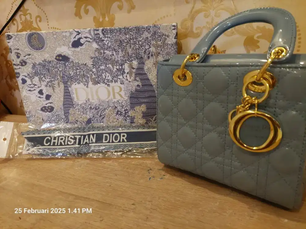 Tas dior baru lengkap