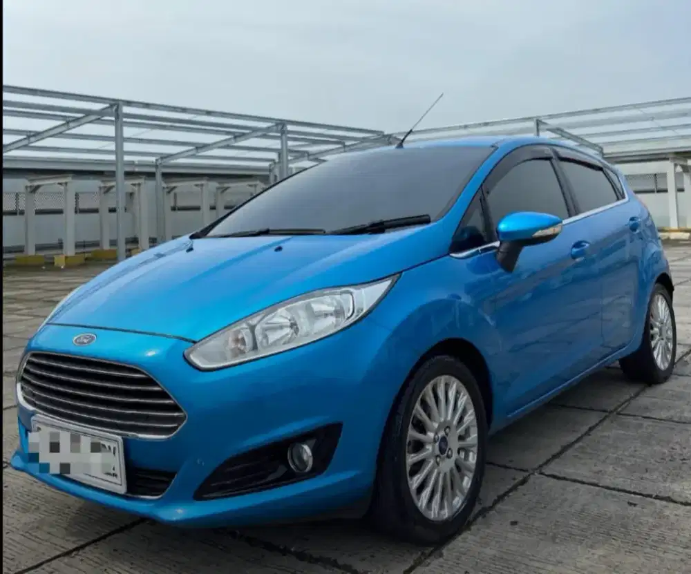 Ford Fiesta S 2014 low km