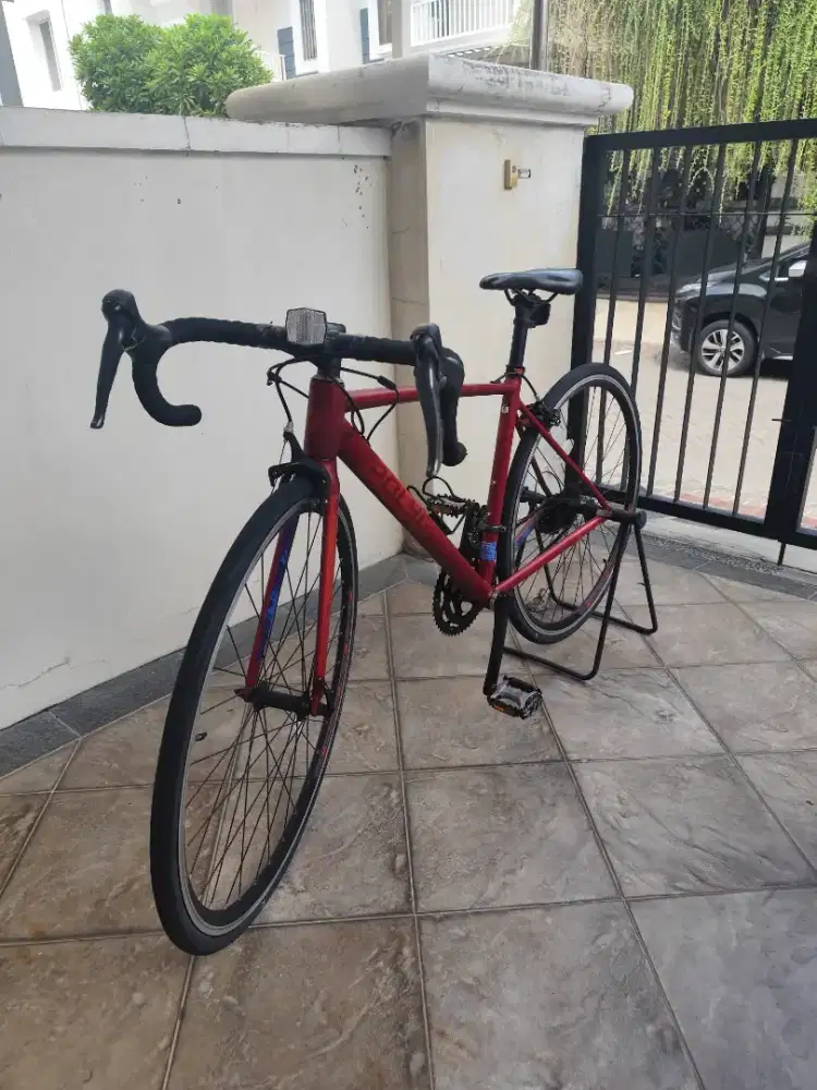 DIJUAL ROADBIKE POLYGON STRATTOS S3