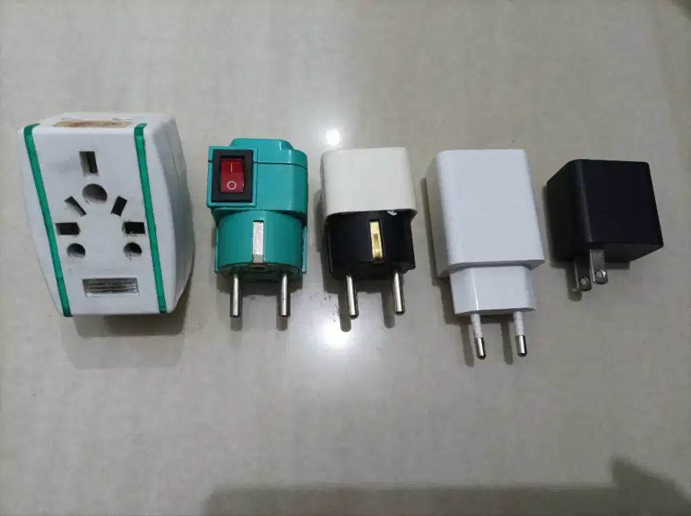 Kpl charger HP Laptop Stop Kontak 5 item 40rb