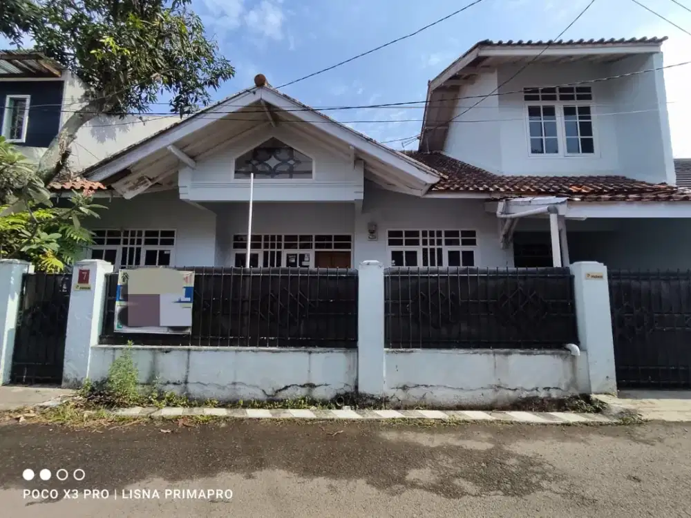 Dijual murah rumah di komplek margahayu raya kota bandung