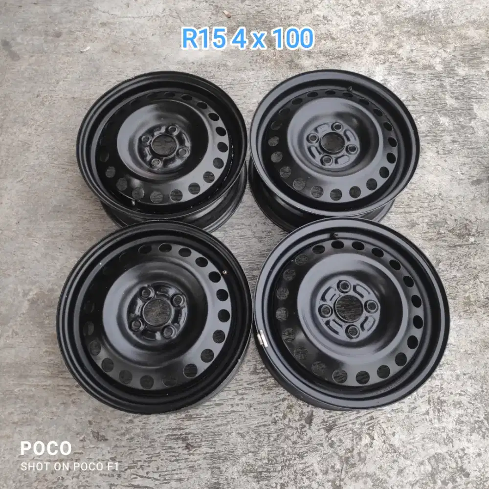 Oem kaleng HONDA MOBILIO R15 pcd 4 x 100 lebar 5,5 offset -/+ 45