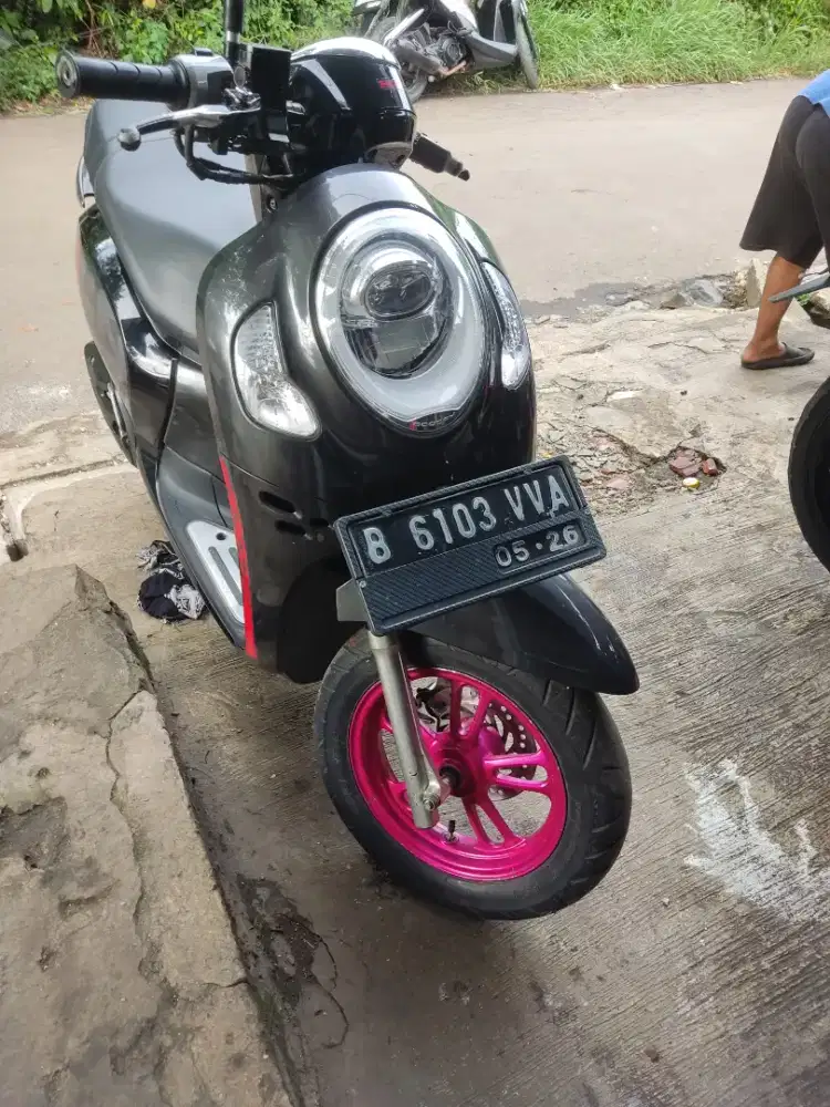 Scoopy fasion CBS ISS 2021