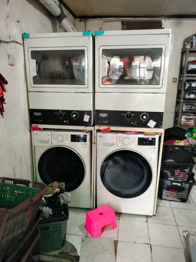 Mesin cuci LG dan dryer maytag