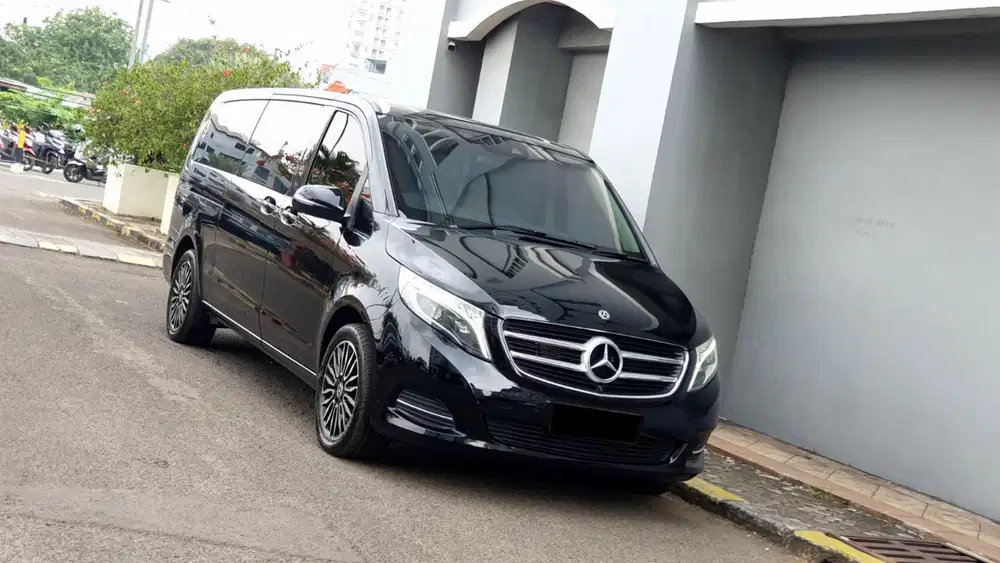 [ LOW KM ] Mercedes Benz Viano V Class V260 Avantgarde AT 2018/2019