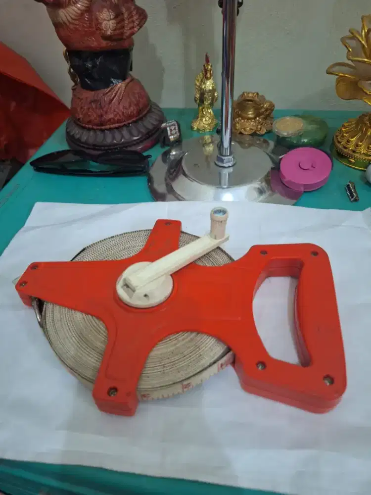 Meteran tanah tancap 
Dari pajang 30 meter, 
50 meter sampai 100 m 
Li