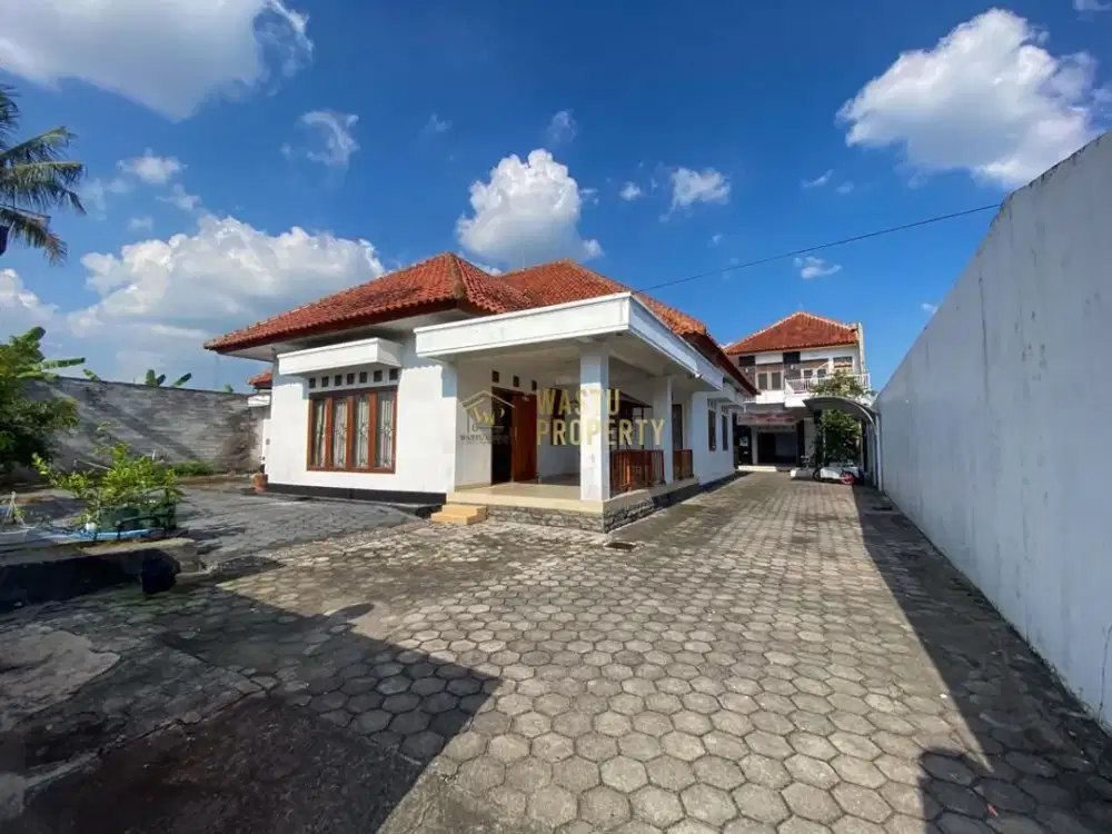 RUMAH MEWAH TANAH SUPER LUAS DI JALAN KALIURANG KM 9,5