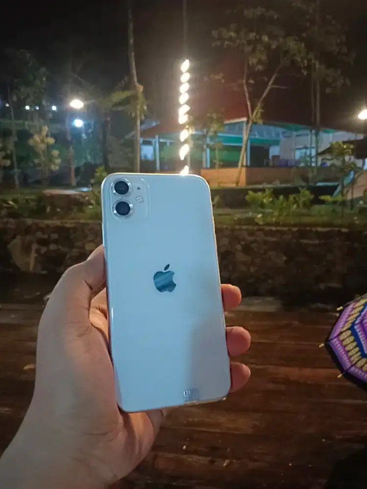Iphone 11 white 64gb