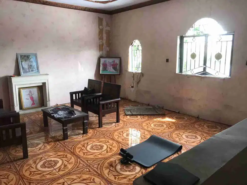 Ruko 2lantai strategis pinggir jalan raya tengah kota