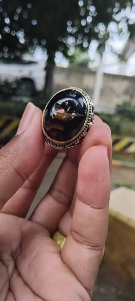 Akik combong lawas an