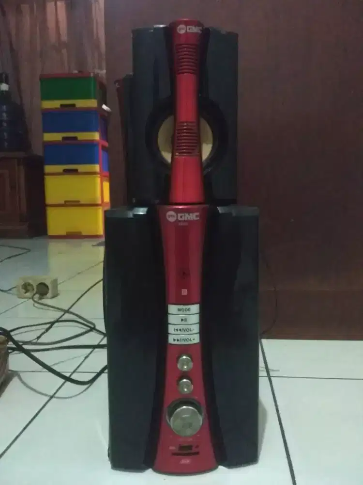Speaker aktif GMC