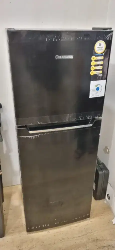 Changhong Kulkas 2 pintu CRF-208 like new