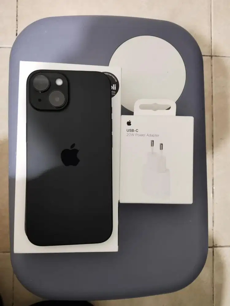 Iphone 15 kondisi bekas pakai no minus