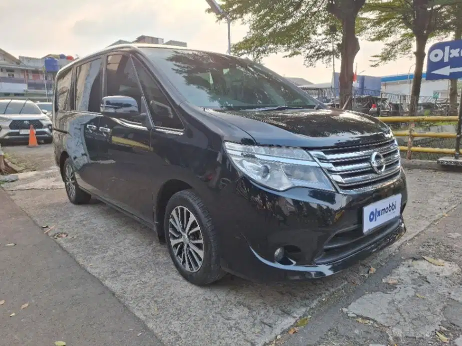 DP MURAH Nissan Serena 2.0 Bensin-AT 2016 Hitam C9WJB