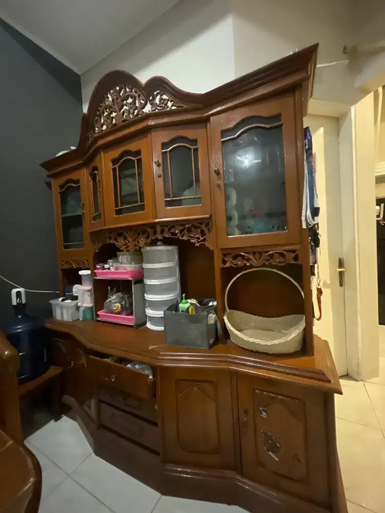Lemari Buffet Pajangan Kayu Jati