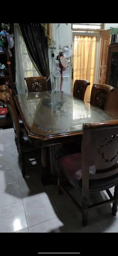 1 SET MEJA MAKAN JEPARA