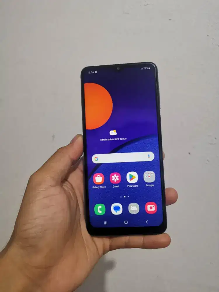 Samsung M12 ram 3/32