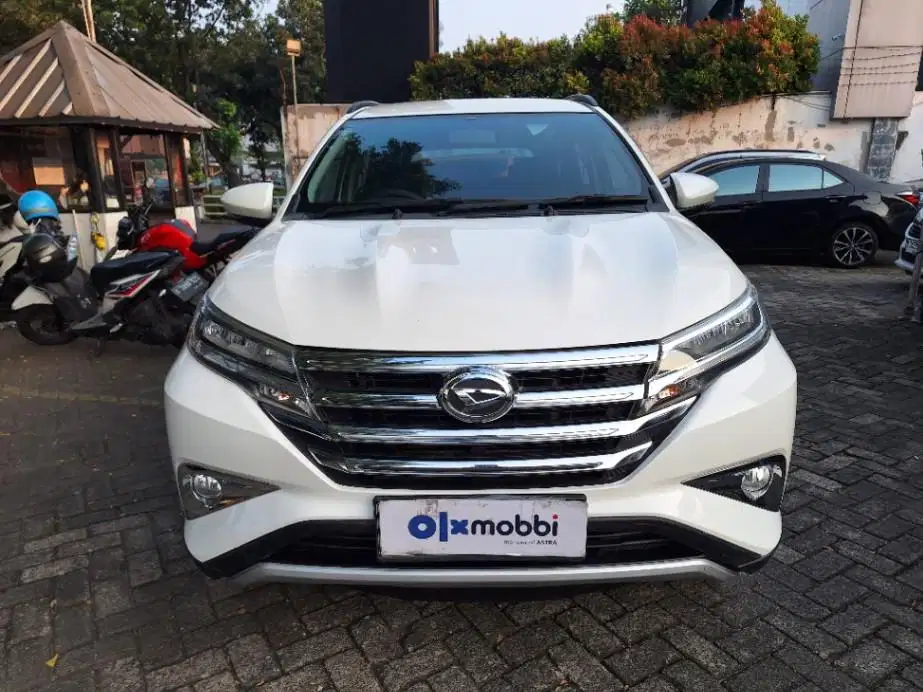 DP MURAH Daihatsu Terios 1.5 R Bensin-MT 2019 Putih CSINB