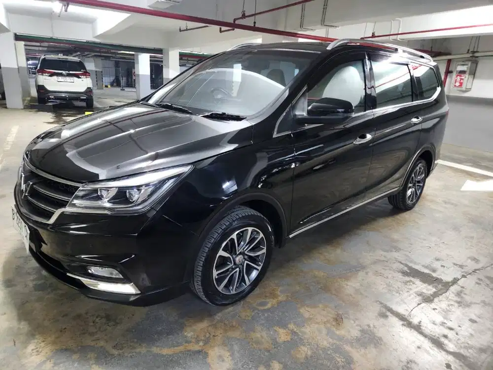 Wuling cortez 1.8 L Lux AMT 4x2 2018 LENGKAP HIDUP