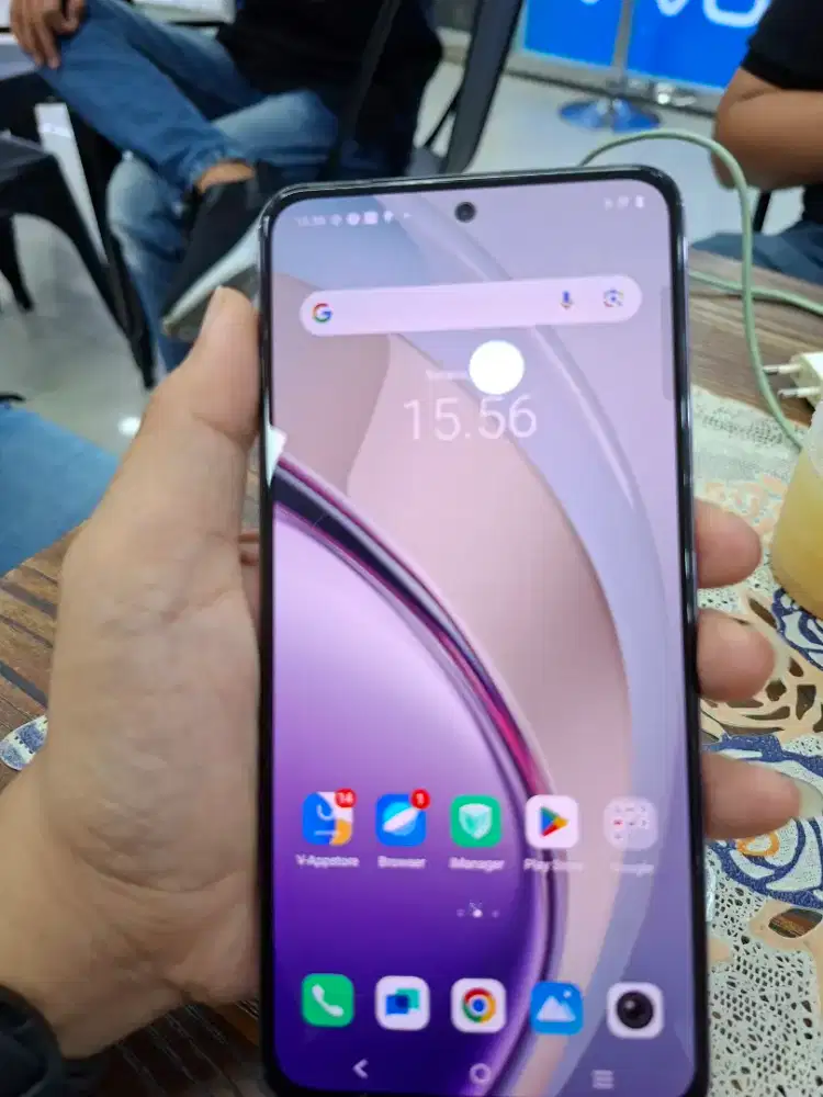 Vivo v40lite 8/128gb