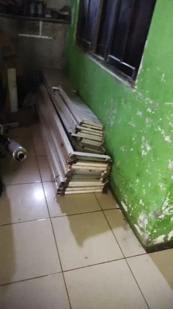 Rak susun ex Alfamart