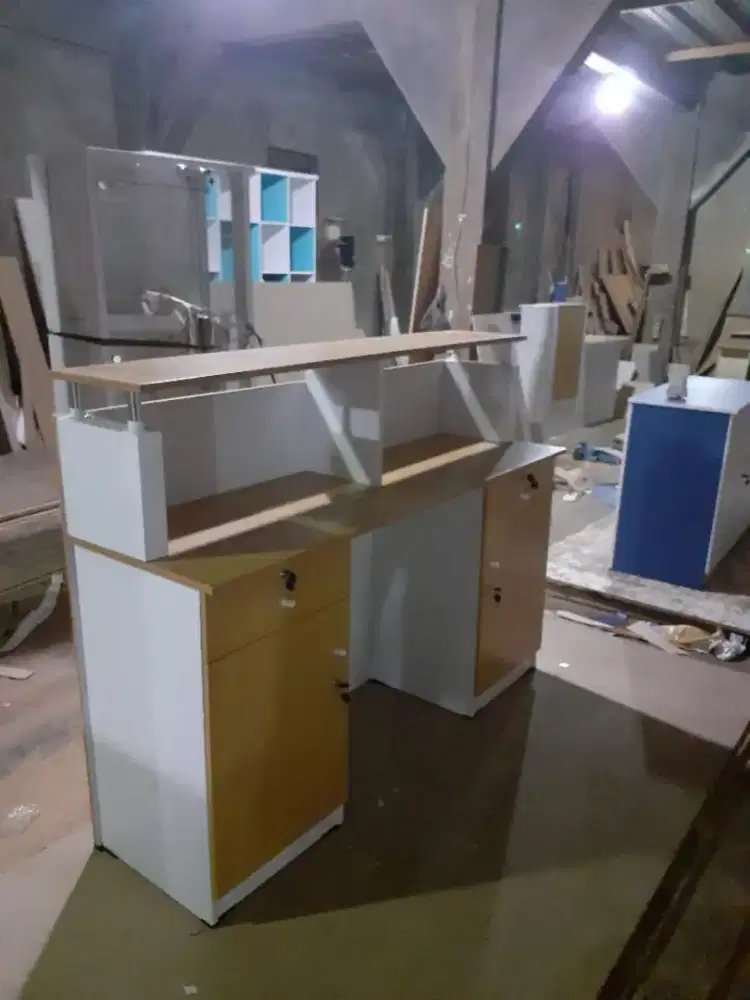 Meja Resepsionis Baru