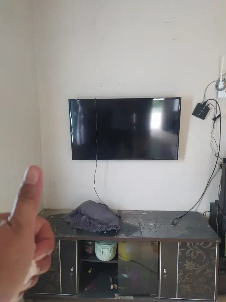 Jual bracket LED LCD TV/BREKET TV/BRAKET TV/BRIKET TV GANTUNGAN TV