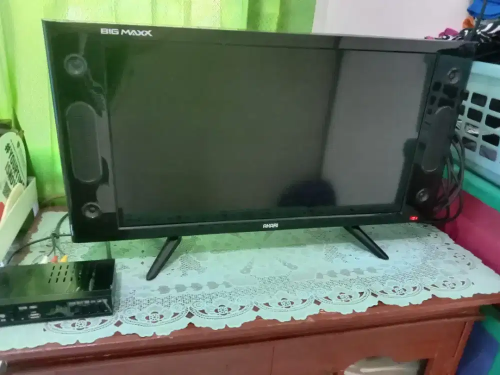 Tv Akari 24inch second