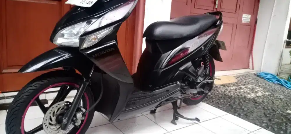 Vario karbu irit pol
