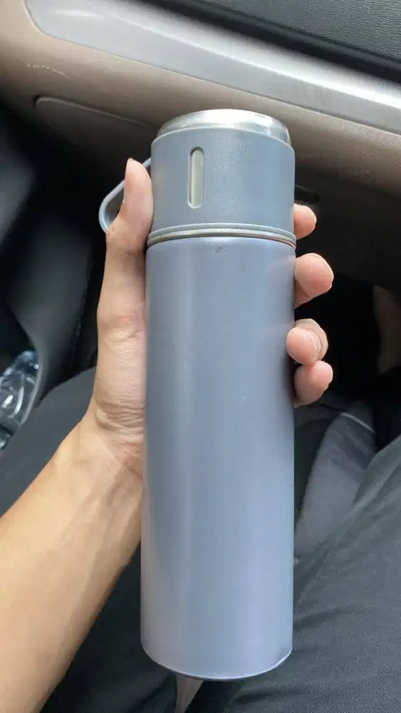 Botol Minum Stainless Steel Abu Desain simpel