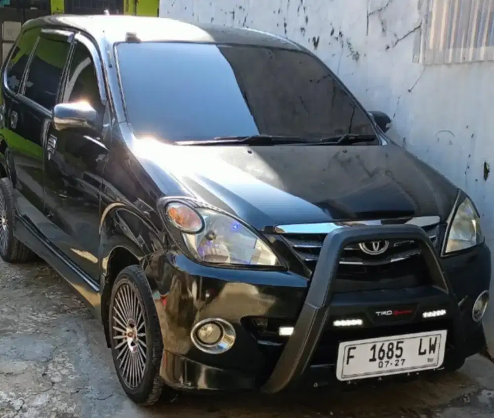 Avanza S 1.5 Matic Istimewa Mulus Komplit tt