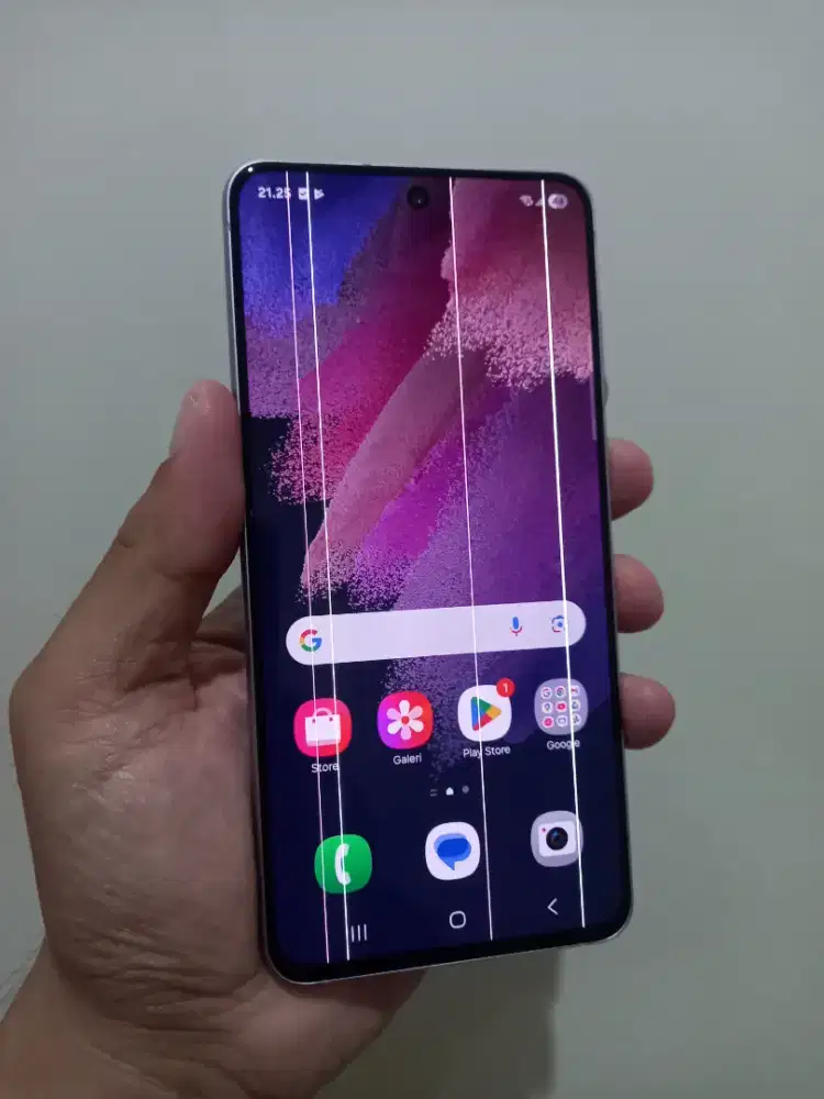 Samsung Galaxy S21 FE Ram 8/256 5G Fullset ada minus