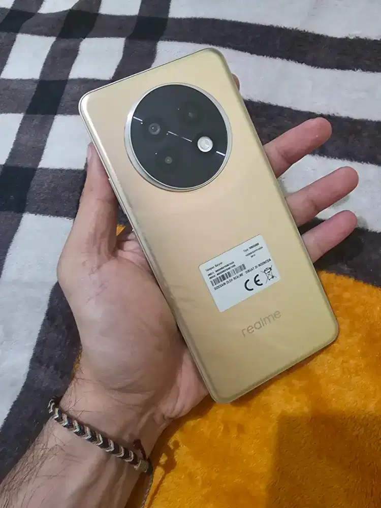 Realme 13 plus 5G 12/256 grnsi pnjng nominus bs tt