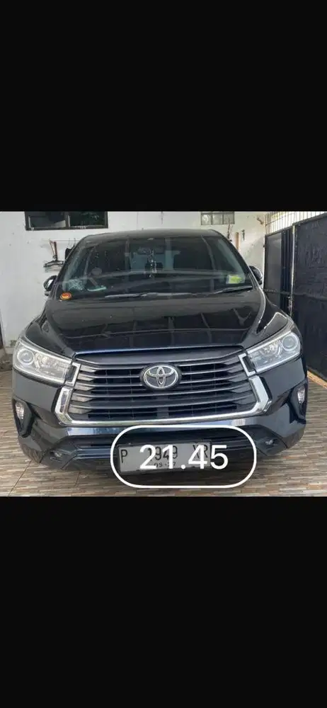 Innova Reborn 2022 V diesel matic tangan pertama