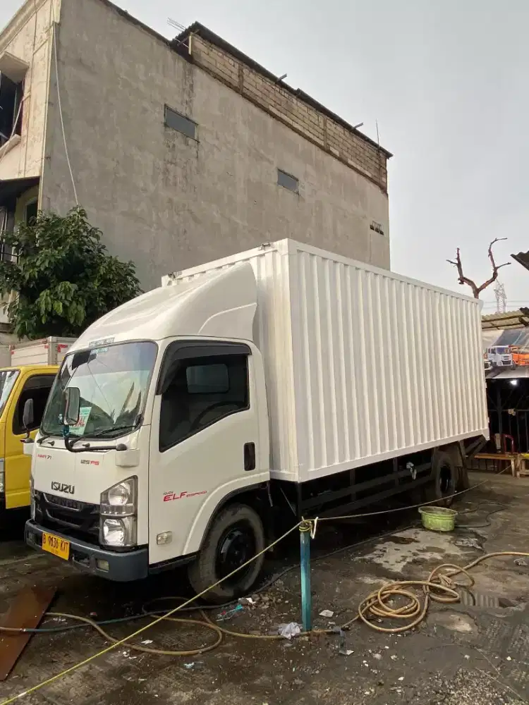 Isuzu nmr 71 Long Box 24 Kubik