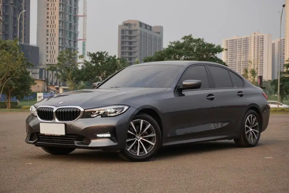 Bunga 0% BMW 320i  G20 B48 2021 Abu-Abu Grey Best Deal