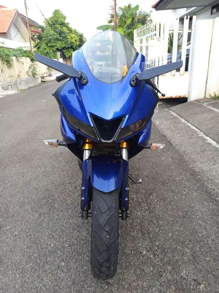 YAMAHA R15 V3 2019