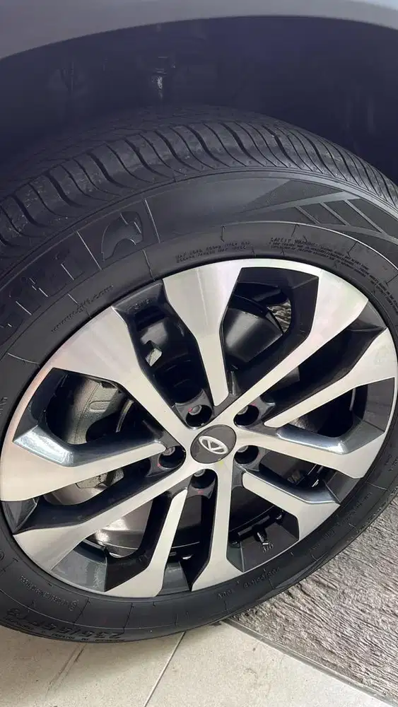 Velg R18 5x108 Chery Tiggo 8