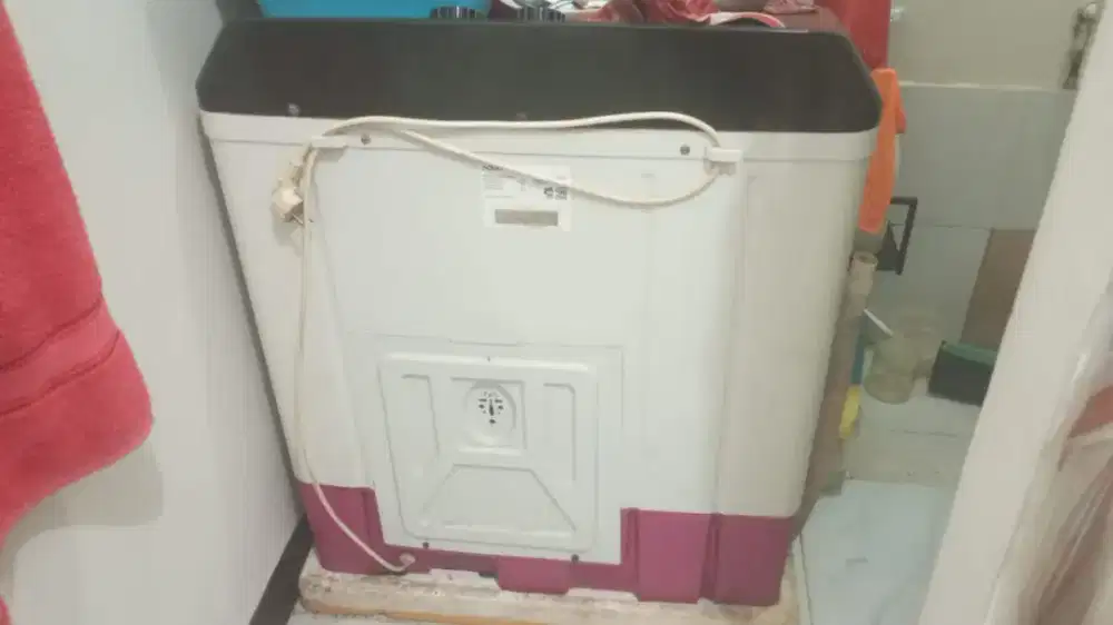 Mesin Cuci AQUA 2 Tabung Bekas - Pengering Kurang Normal