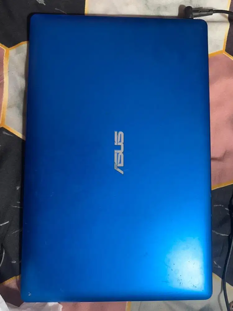 Notebook Asus Casing Biru
