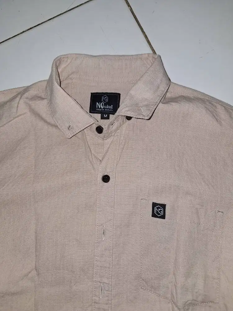 Baju kemeja pria BARU merek NGukut sz M