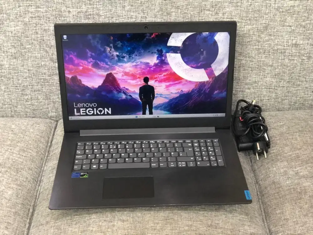 Lenovo Ideapad Gaming 3 17 inch CORE i7-8750H GTX 1650 RAM 20/1 TB SSD